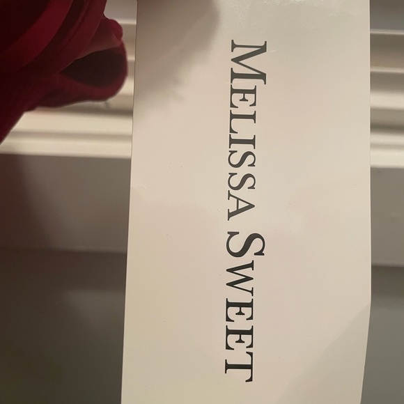 Melissa Sweet Red Silk Dress with Sweetheart Neckline Size 4 - Picture 10 of 10